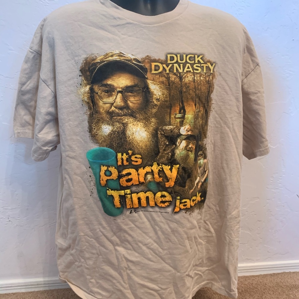 Beige Duck Dynasty “It’s Party Time” Shirt 2XL